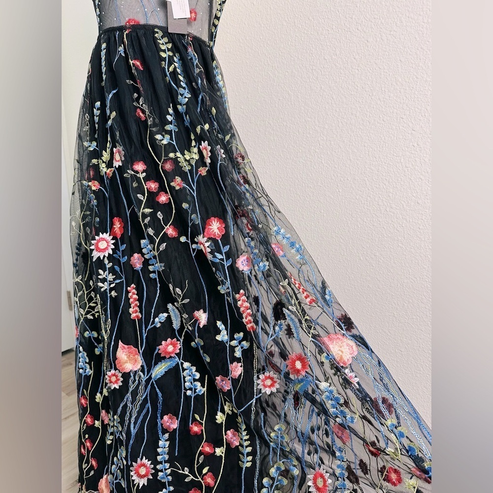 City Studios Juniors Floral-Embroidered Tulle Gown Size 3 - Picture 7 of 16